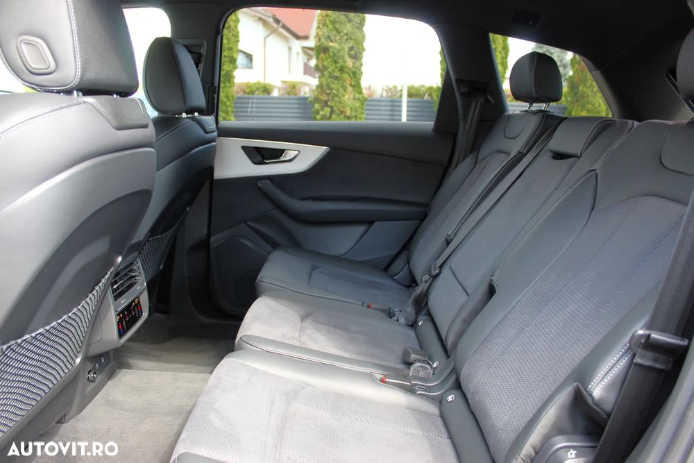 Audi Q7 3.0 45 TDI quattro Tiptronic MHEV S Line - 15