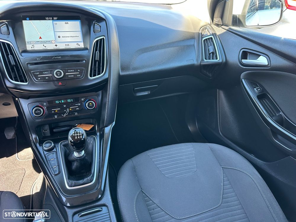 Ford Focus 1.5 TDCi Titanium - 11