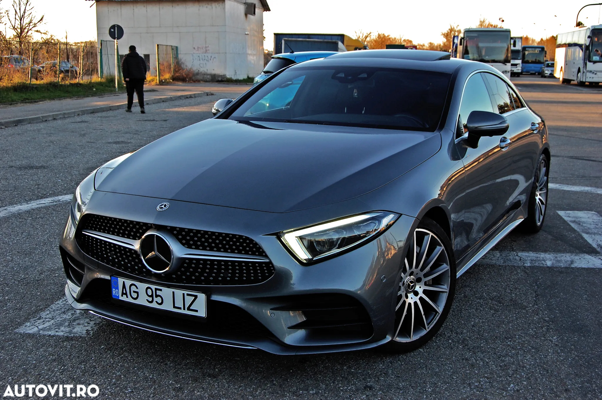 Mercedes-Benz CLS 300 d Aut - 2
