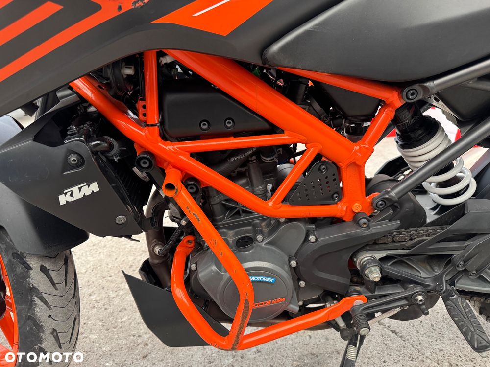 KTM Duke - 16
