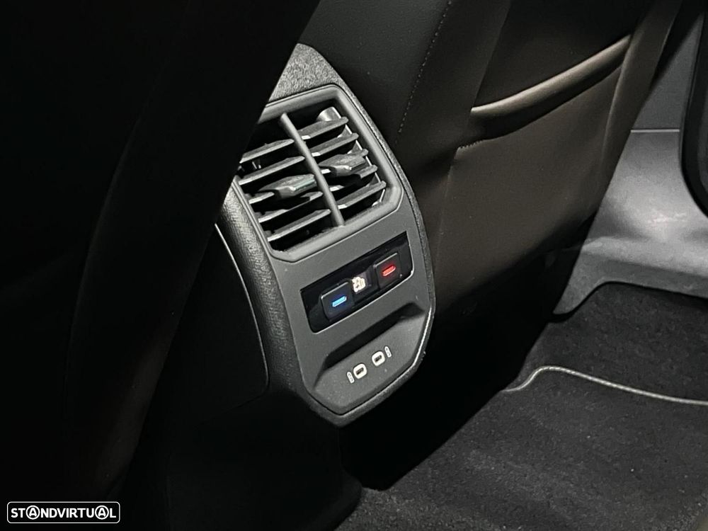 SEAT Leon ST 1.5 eTSI Xcellence DSG - 14