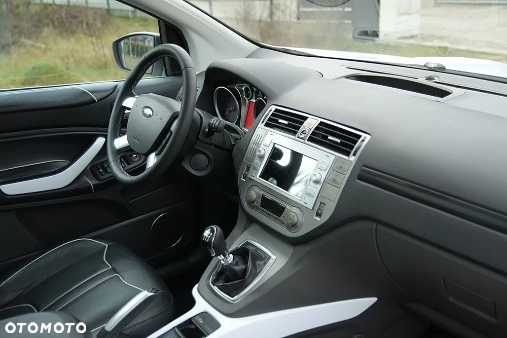 Ford Kuga 2.0 TDCi 4x4 Titanium - 21