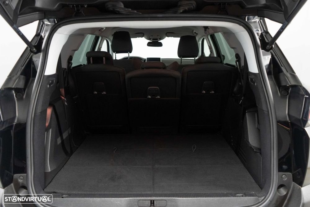Peugeot 5008 1.2 PureTech Allure EAT6 - 22
