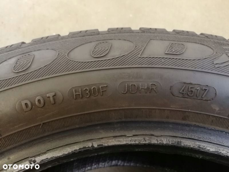 Opona całoroczna 205/55 R 16 Goodyear Vector 4Seasons - 4
