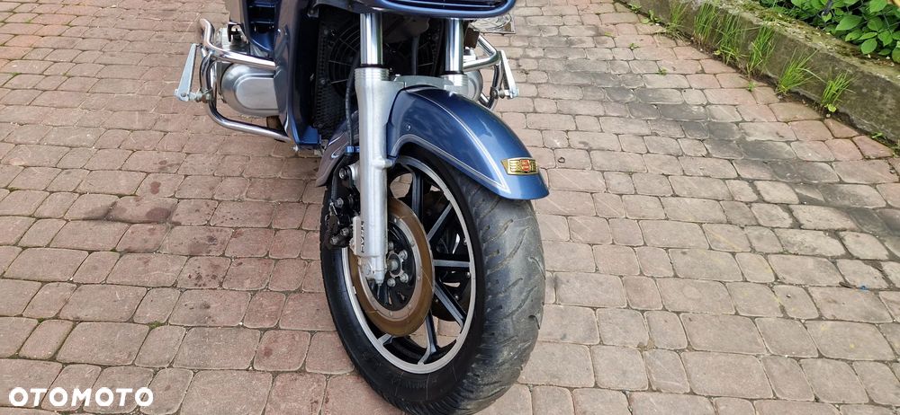 Honda GL - 28