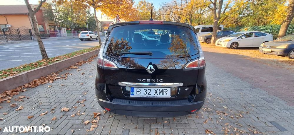 Renault Scenic - 11