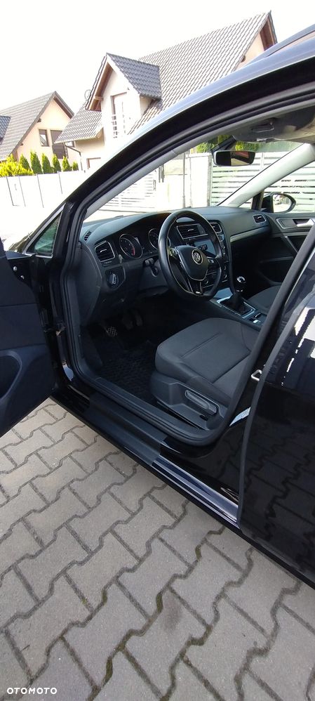 Volkswagen Golf 1.5 TSI BMT Comfortline - 12