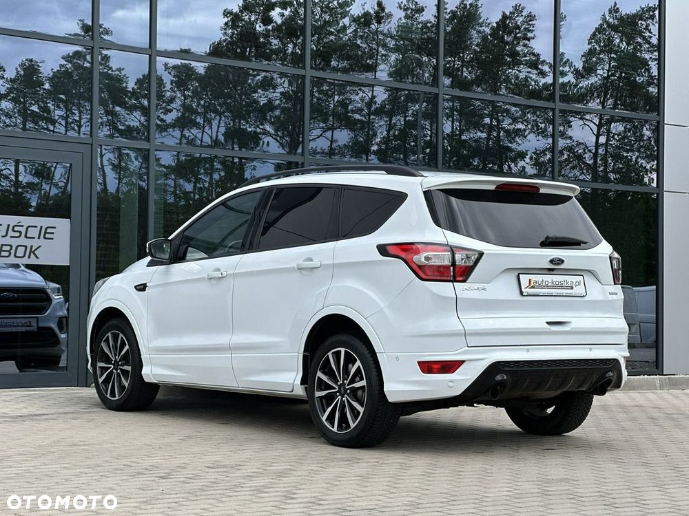 Ford Kuga 1.5 EcoBoost 2x4 ST-Line - 8