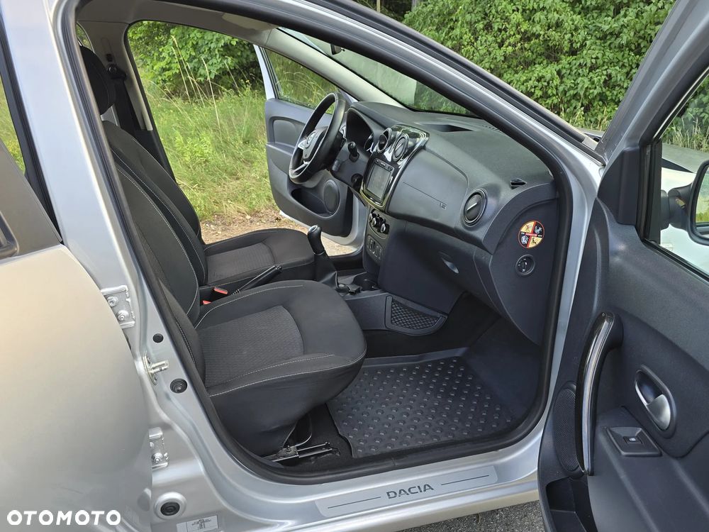 Dacia Logan 0.9 TCe Laureate S&S - 9