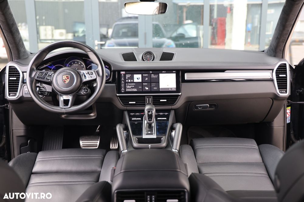 Porsche Cayenne Turbo - 15
