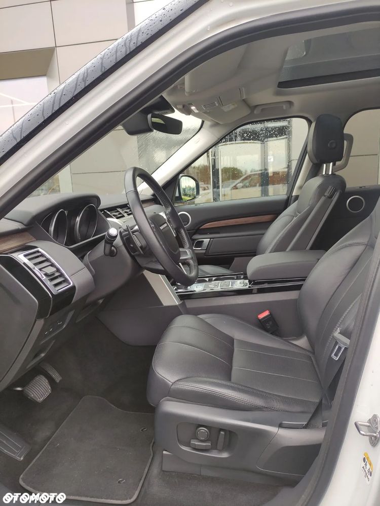 Land Rover Discovery - 4