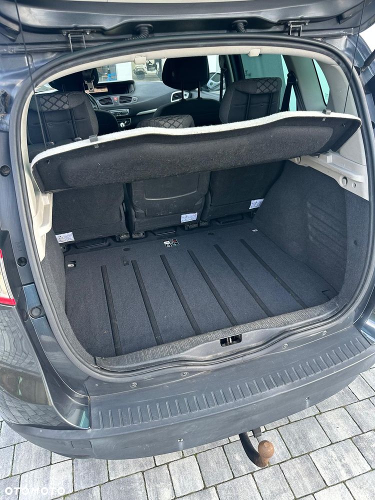 Renault Scenic - 18