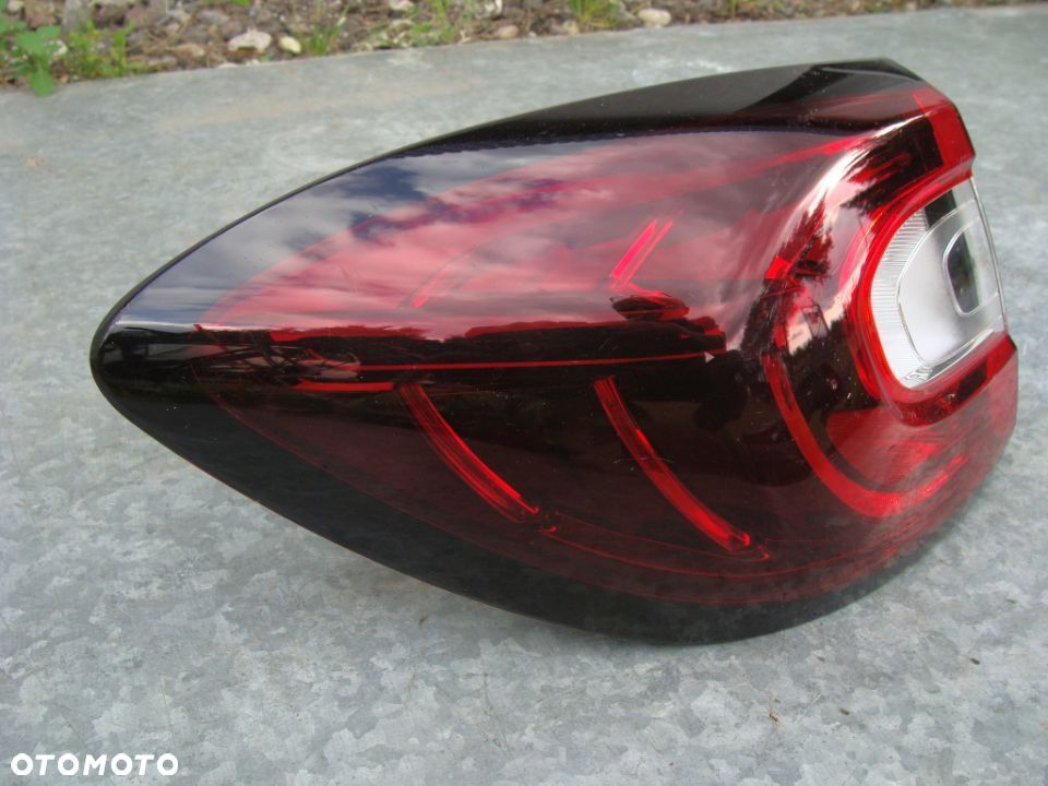 LAMPA LEWA TYŁ RENAULT CAPTUR LIFT 265557849R TYLNA - 2