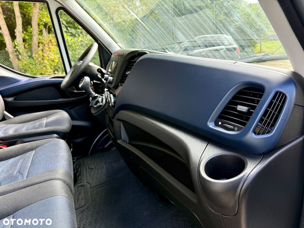 Iveco DAILY KONTENER WINDA - 17