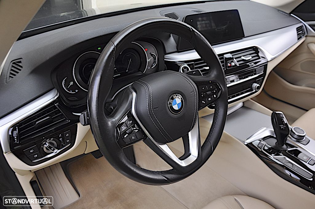 BMW 530 e iPerformance - 36
