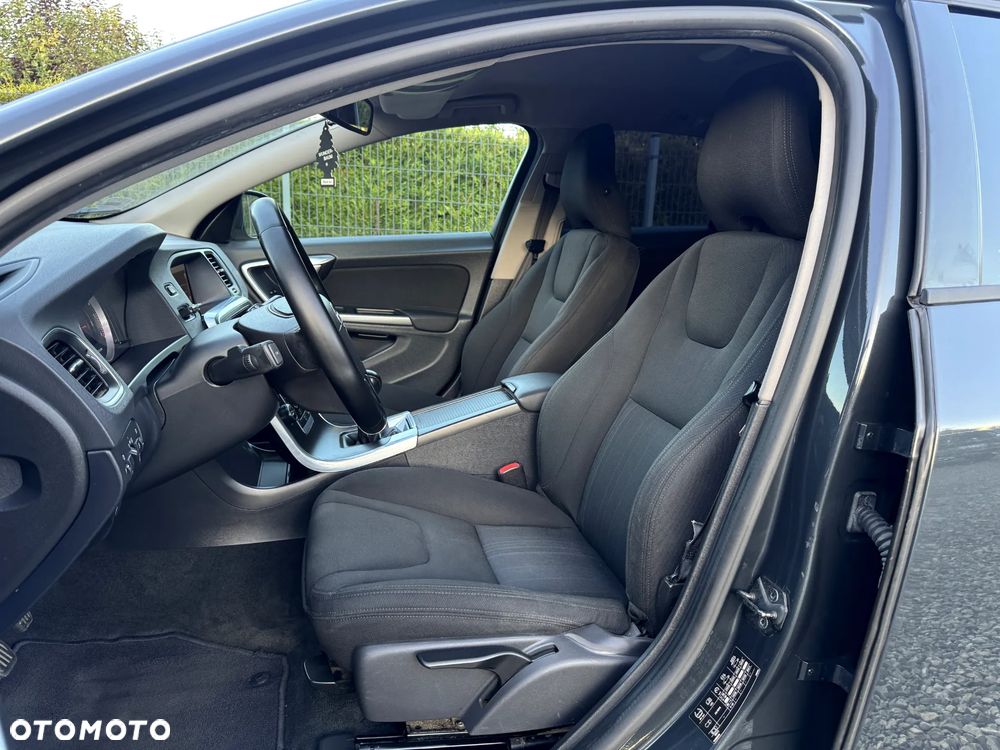 Volvo V60 D3 Business Edition - 18
