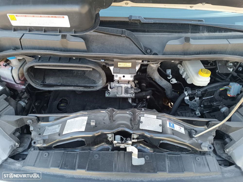 Peugeot Boxer Cabine Dupla 2.2 BlueHDi (6 Lugares) - 20