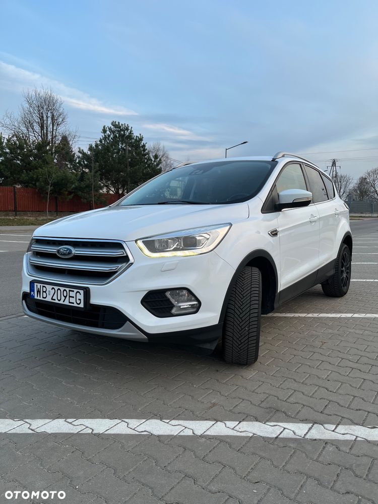 Ford Kuga 1.5 EcoBoost FWD Titanium ASS - 1