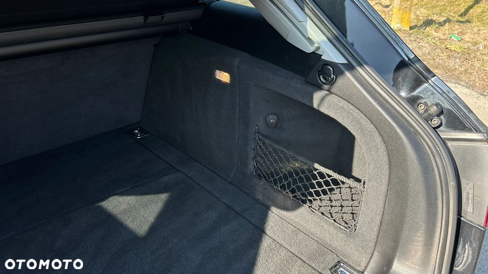 Audi A4 Avant 2.0 TDI - 15