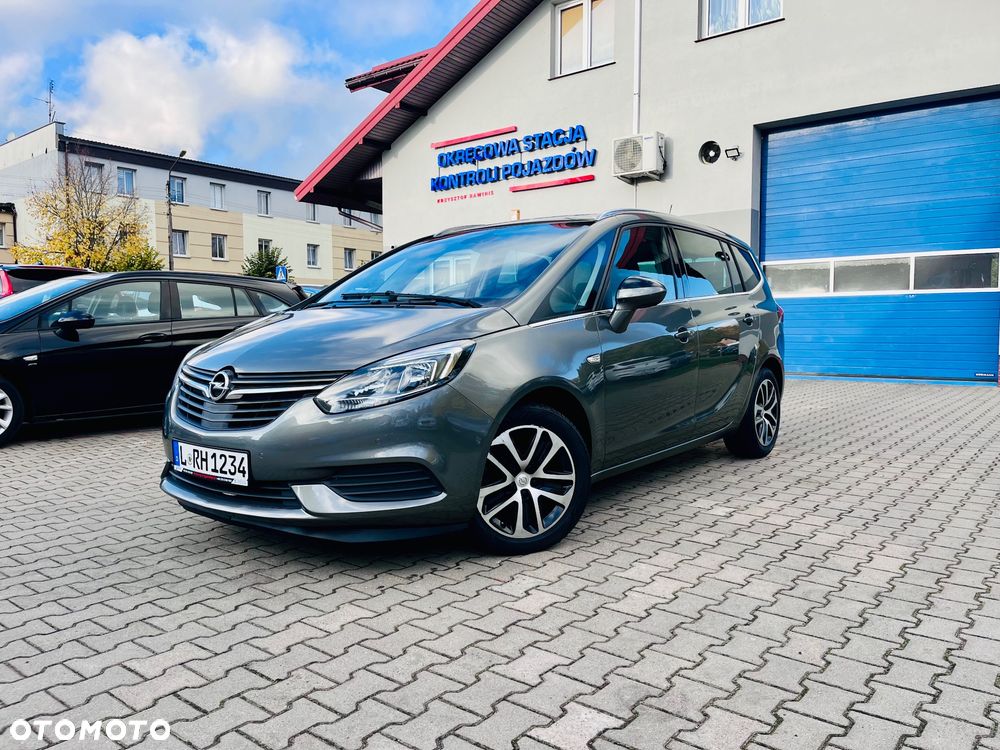 Opel Zafira - 9
