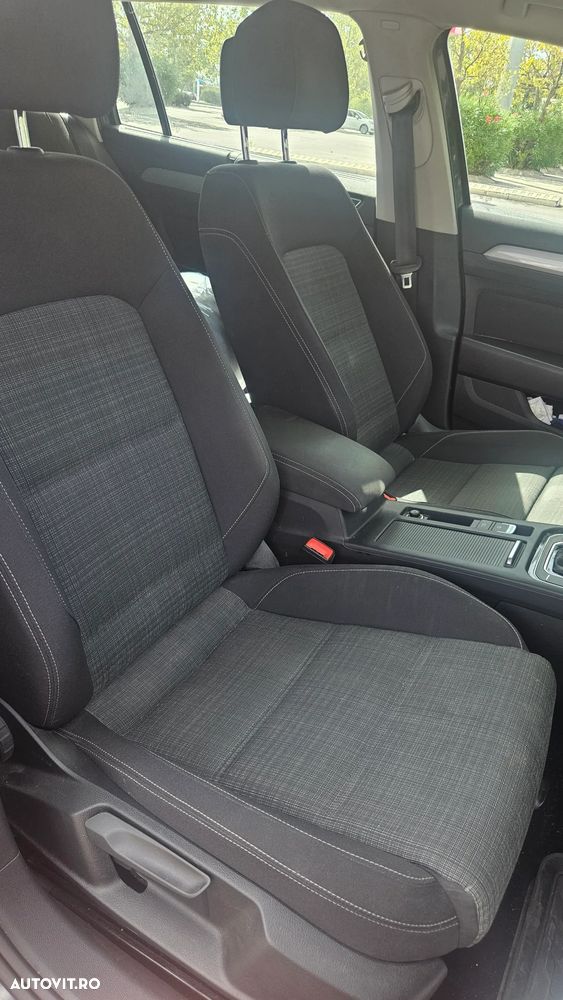 Volkswagen Passat 2.0 TDI DSG Advance - 9
