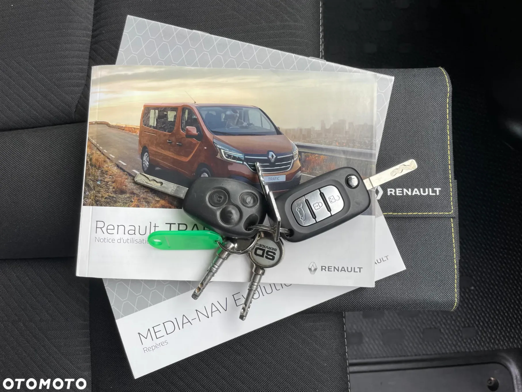 Renault Trafic - 17