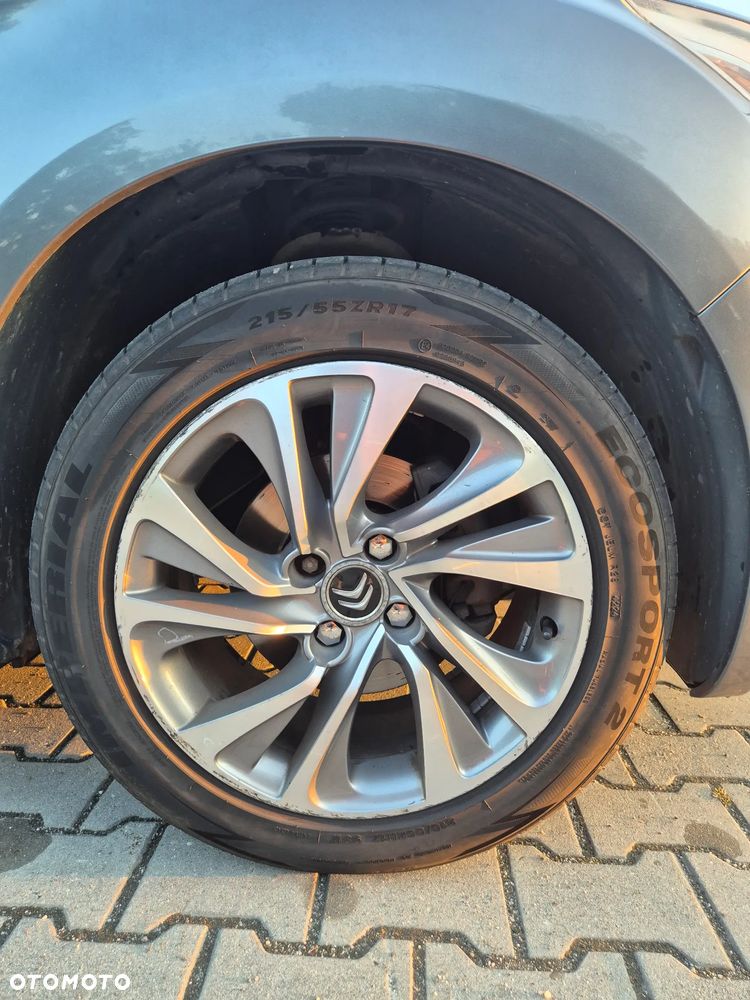 Citroën DS4 1.6 e-HDi SoChic MCP - 17