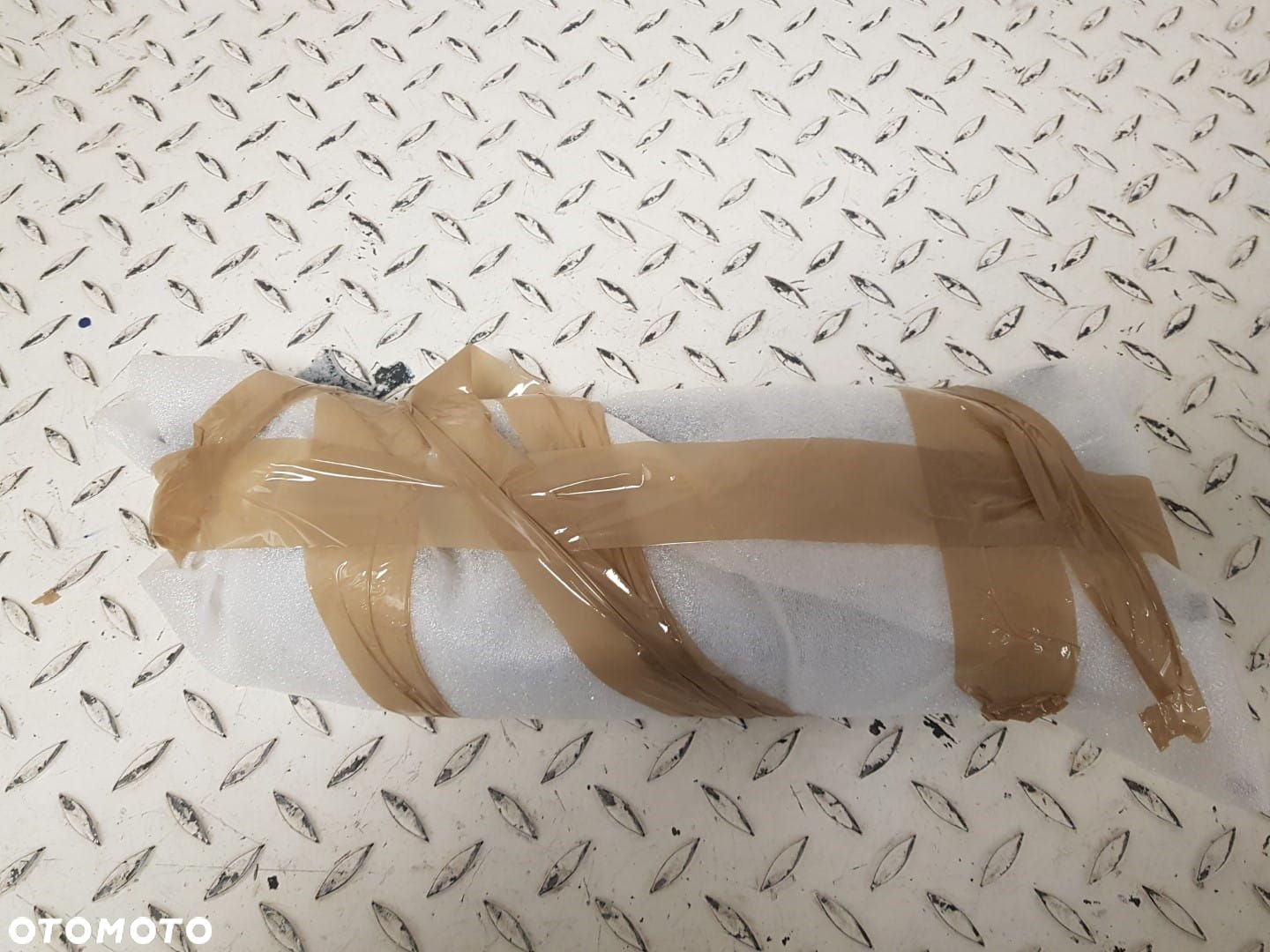 FABRYCZNIE NOWA ORYGINALNA KRATKA ZDERZAKA PRZEDNIEGO PRAWA BMW 2 F46 F45 7328682 - 5