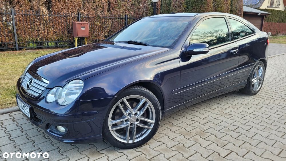 Mercedes-Benz Klasa C 230 Kompressor Sportcoupe - 3
