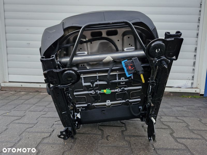 fiat 500x fotel prawy przód pasażera skóra - 10