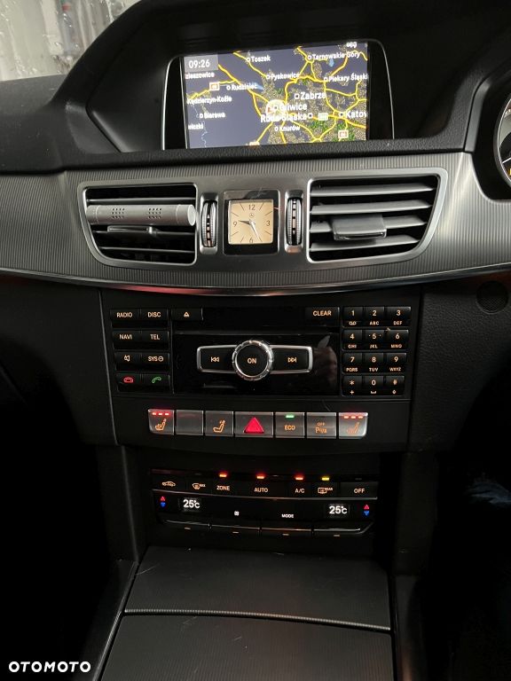 Przód kompletny zderzak AMG maska błotniki chłodnice pas przedni lampy LED OE Mercedes W212 Lift C197 - 33
