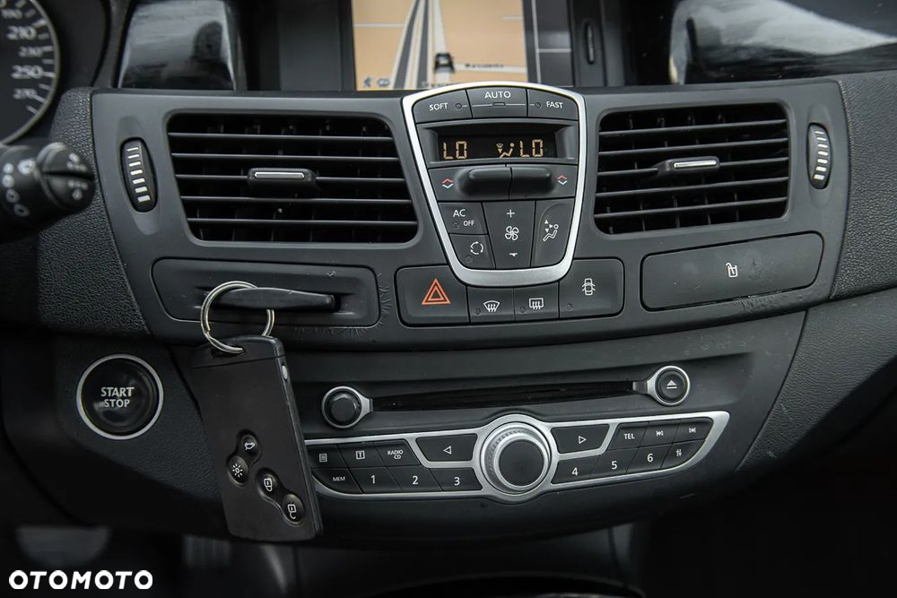 Renault Laguna dCi 150 FAP Start-Stop Bose Edition - 22