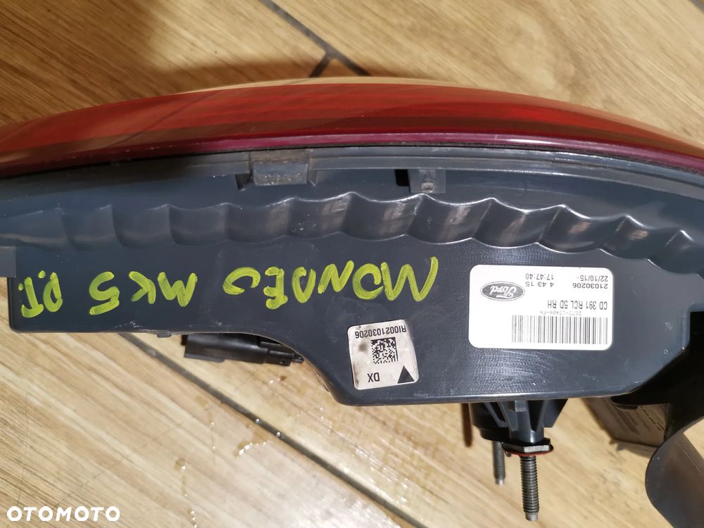 Lampa Prawy Tył  Ford Mondeo MK5 - 4