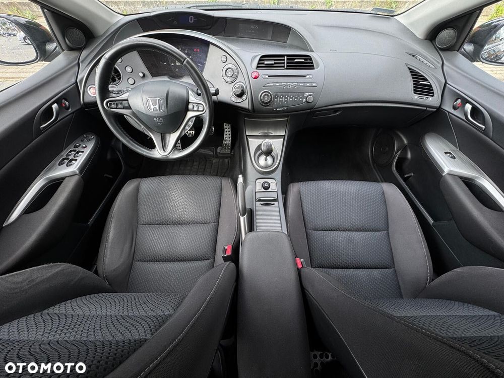 Honda Civic 1.4 Comfort - 25