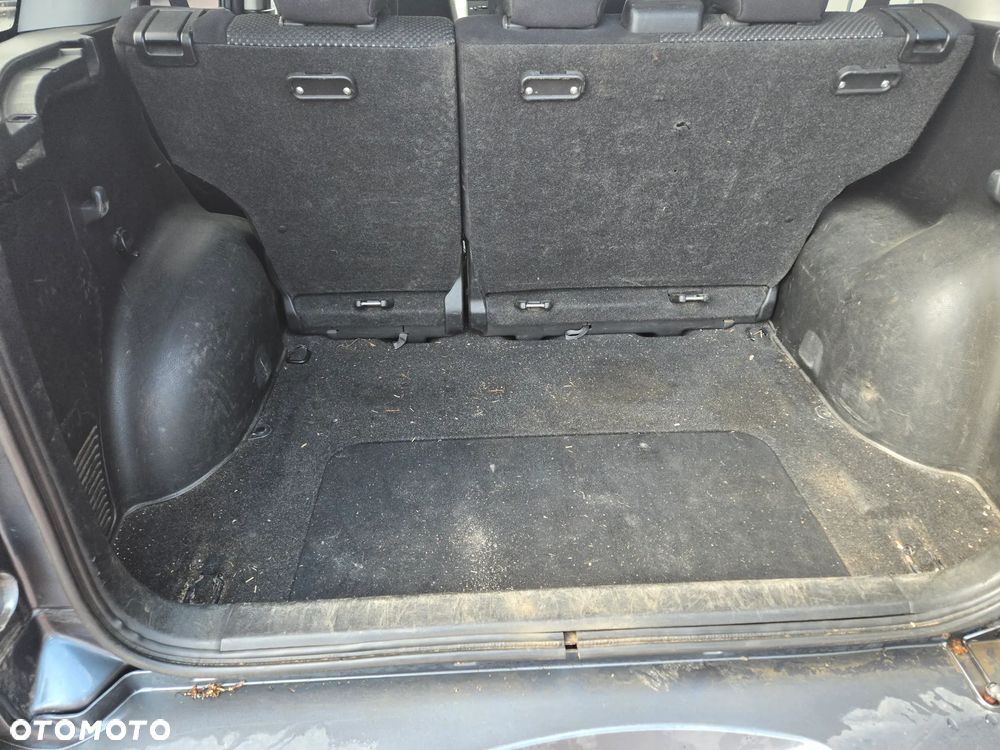 Suzuki Grand Vitara 1.9 DDiS Comfort - 10