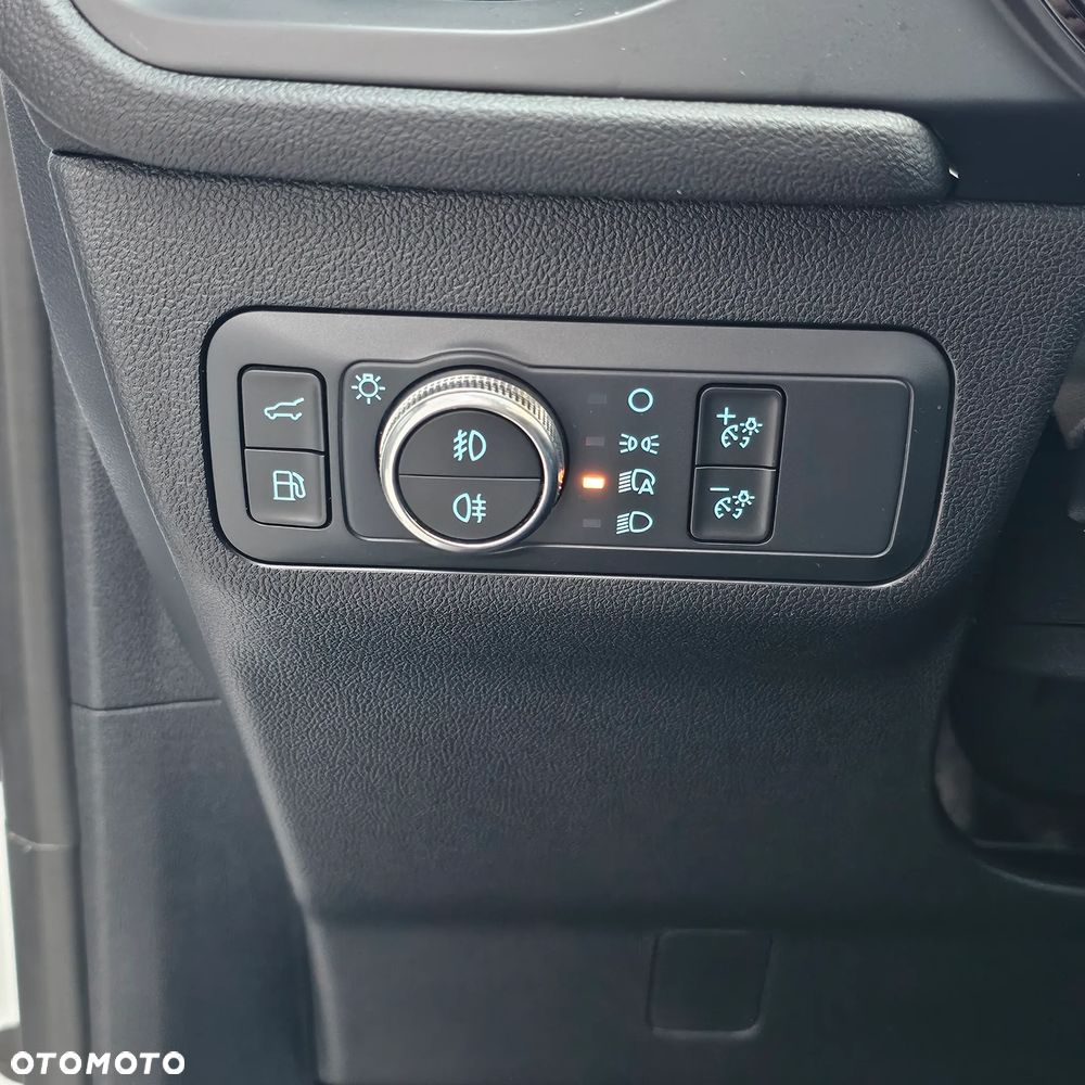 Ford Kuga 2.5 Duratec PHEV ST-LINE X - 19