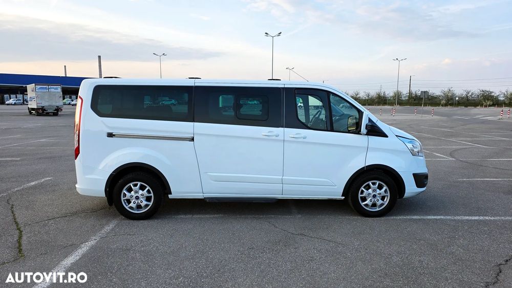 Ford Tourneo Custom - 6