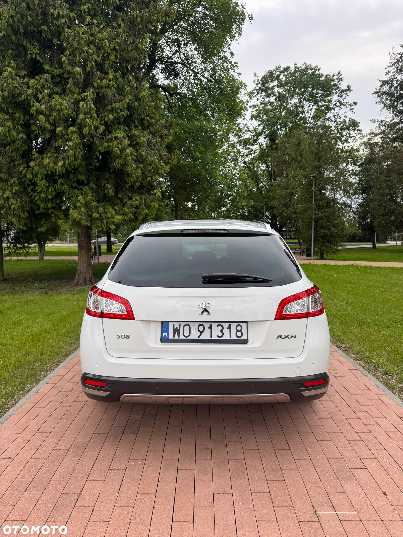 Peugeot 508 RXH 2.0 HDi HYbrid4 - 11