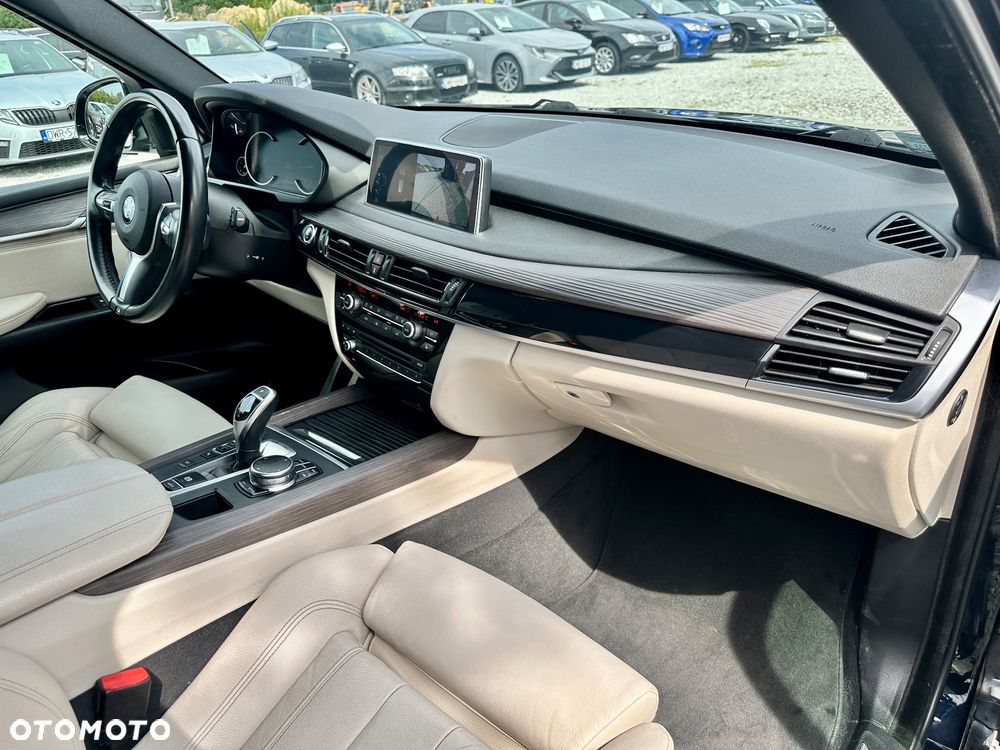 BMW X5 xDrive30d - 36