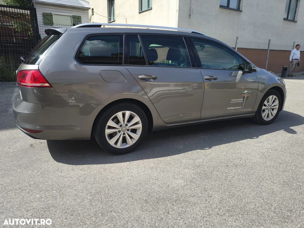 Volkswagen Golf 1.6 TDI DSG BMT Comfortline - 2