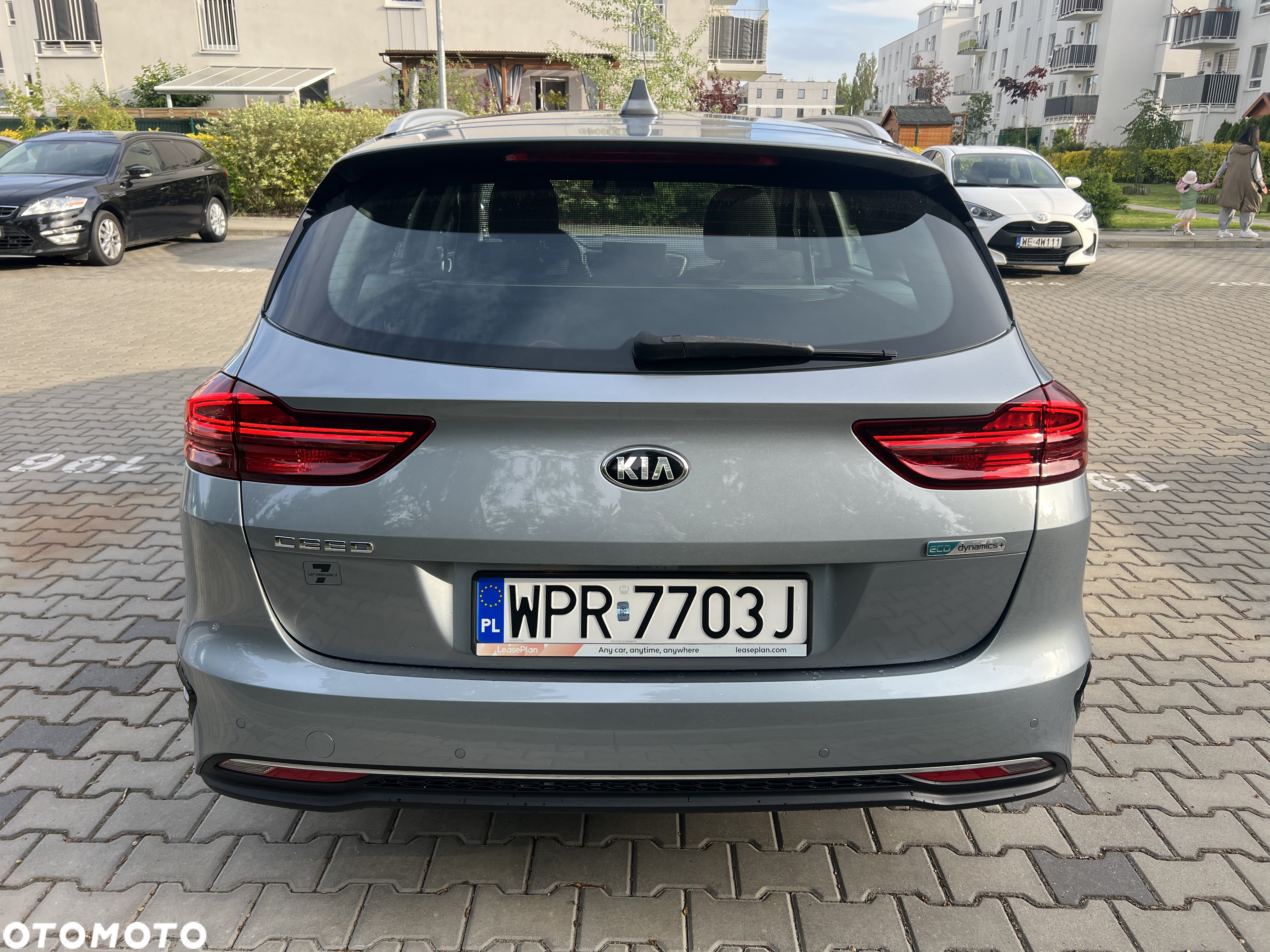 Kia Ceed 1.6 CRDi SCR M - 8