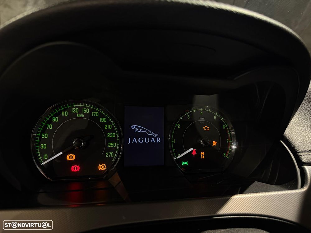 Jaguar XK XK8 Cabriolet - 19