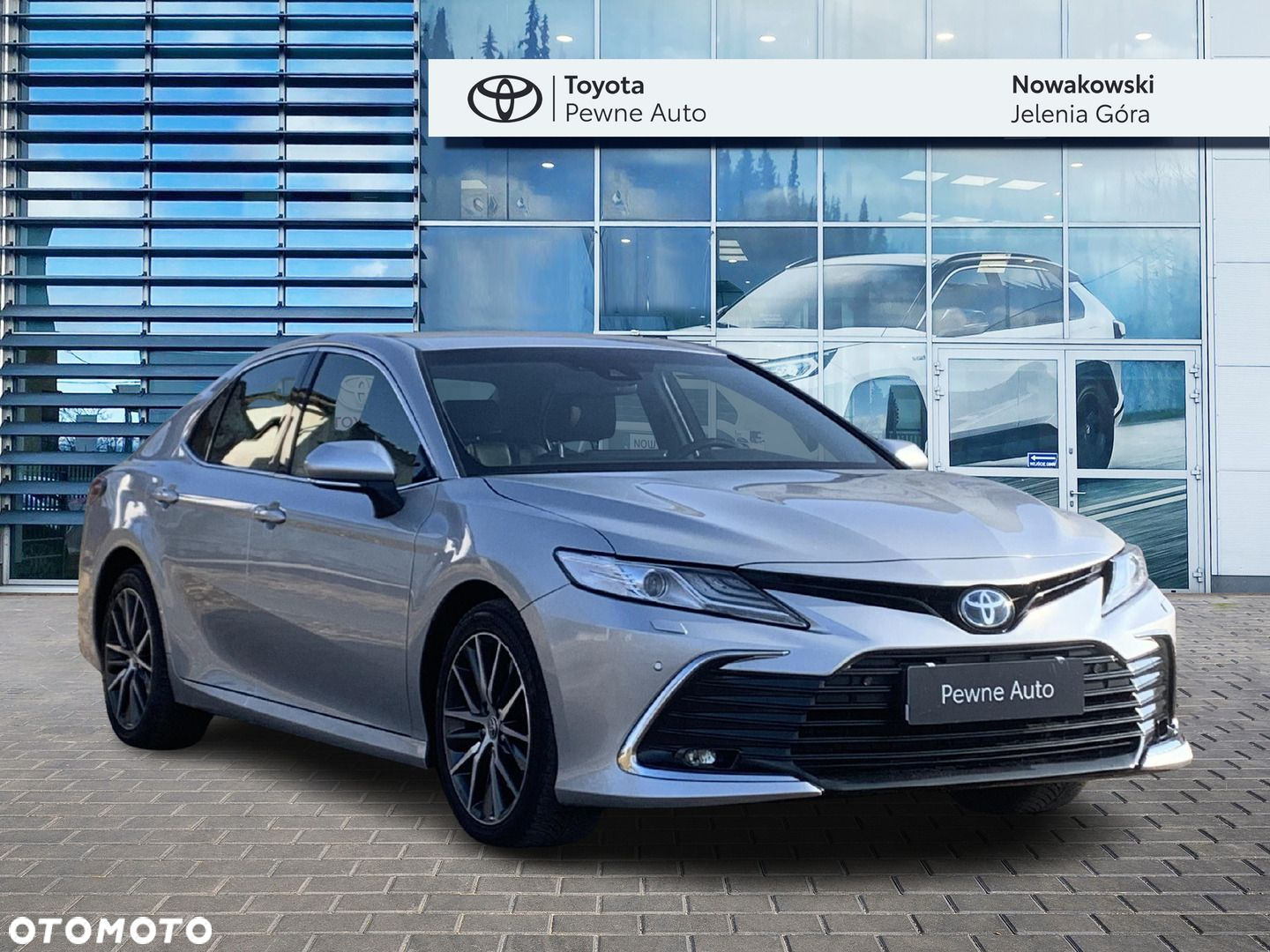 Toyota Camry - 7
