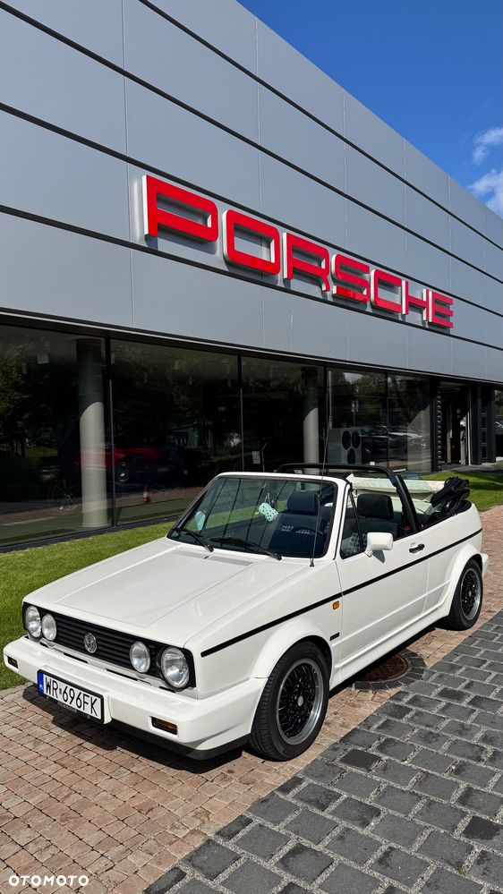 Volkswagen Golf - 25