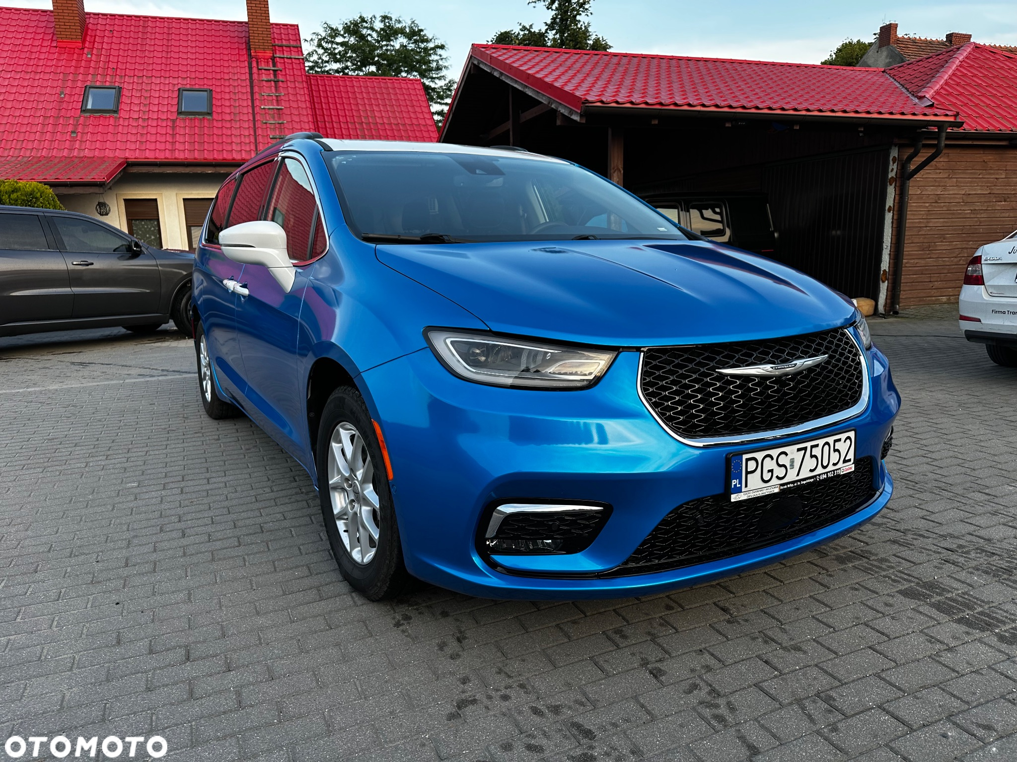 Chrysler Pacifica - 3