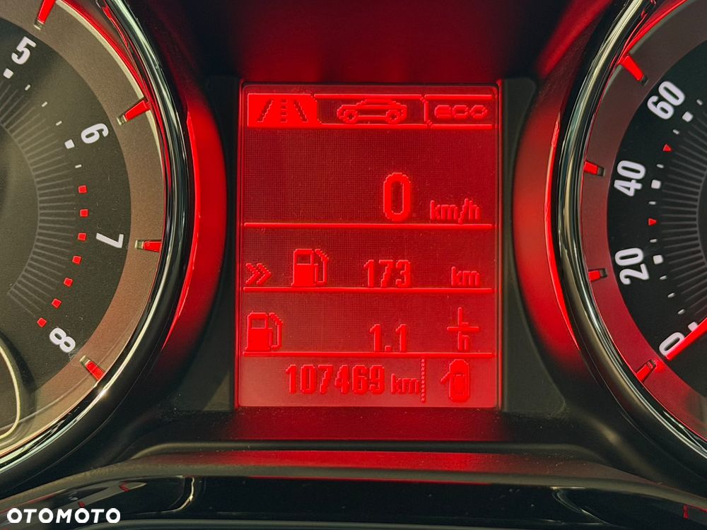 Opel Adam 1.4 Black Jack - 19