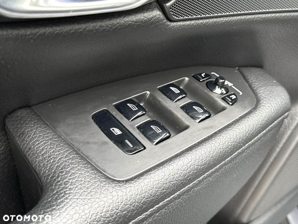 Volvo V90 D3 Momentum - 21