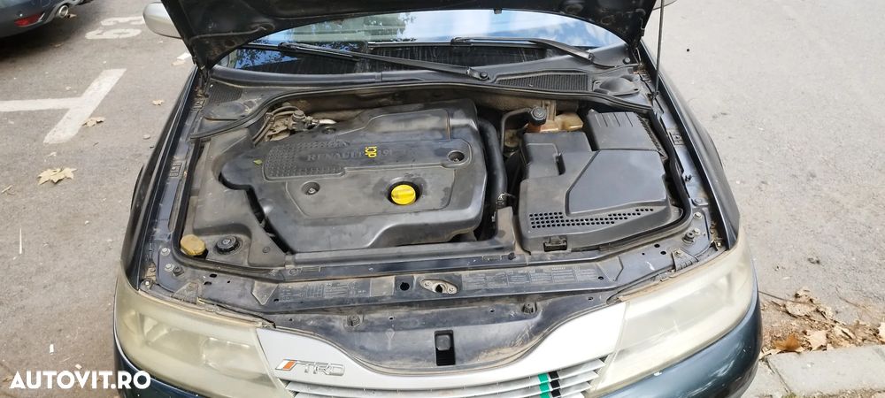 Renault Laguna - 4