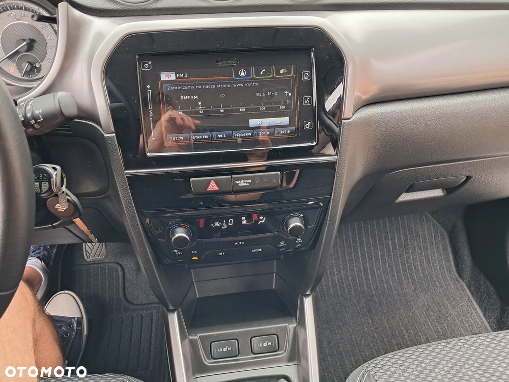 Suzuki Vitara - 26