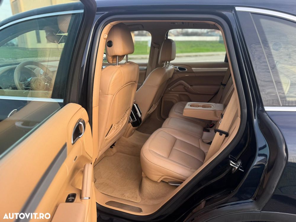Porsche Cayenne Diesel Tiptronic S - 7